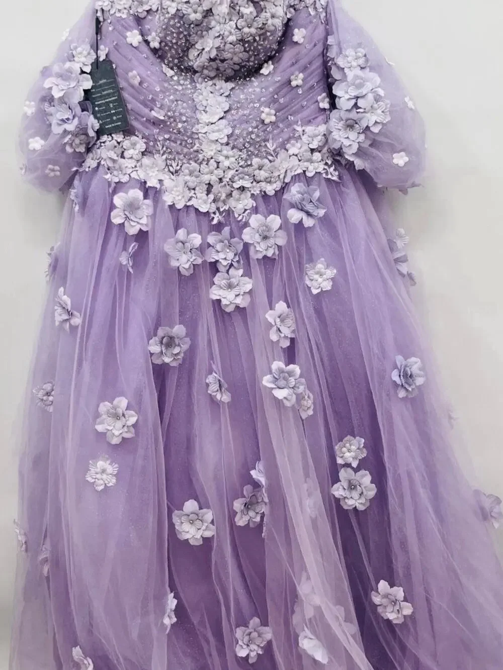 NEW Quinceanera Dress Lavender 3D Butterflies Ball Gown Sweet 16 Size 10/12